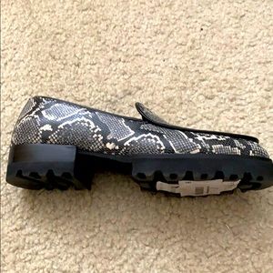 Donald Pliner Loafers Style Elen